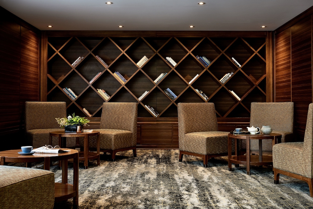 BRISBANE MARRIOTT HOTEL 8/57