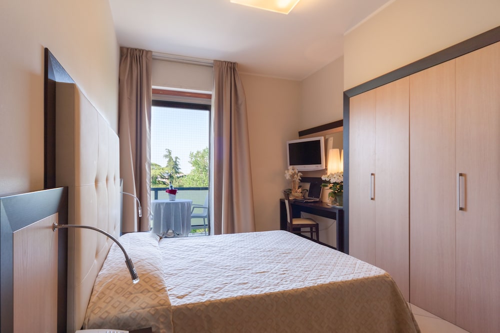 QUALITY, TWIN BEDS