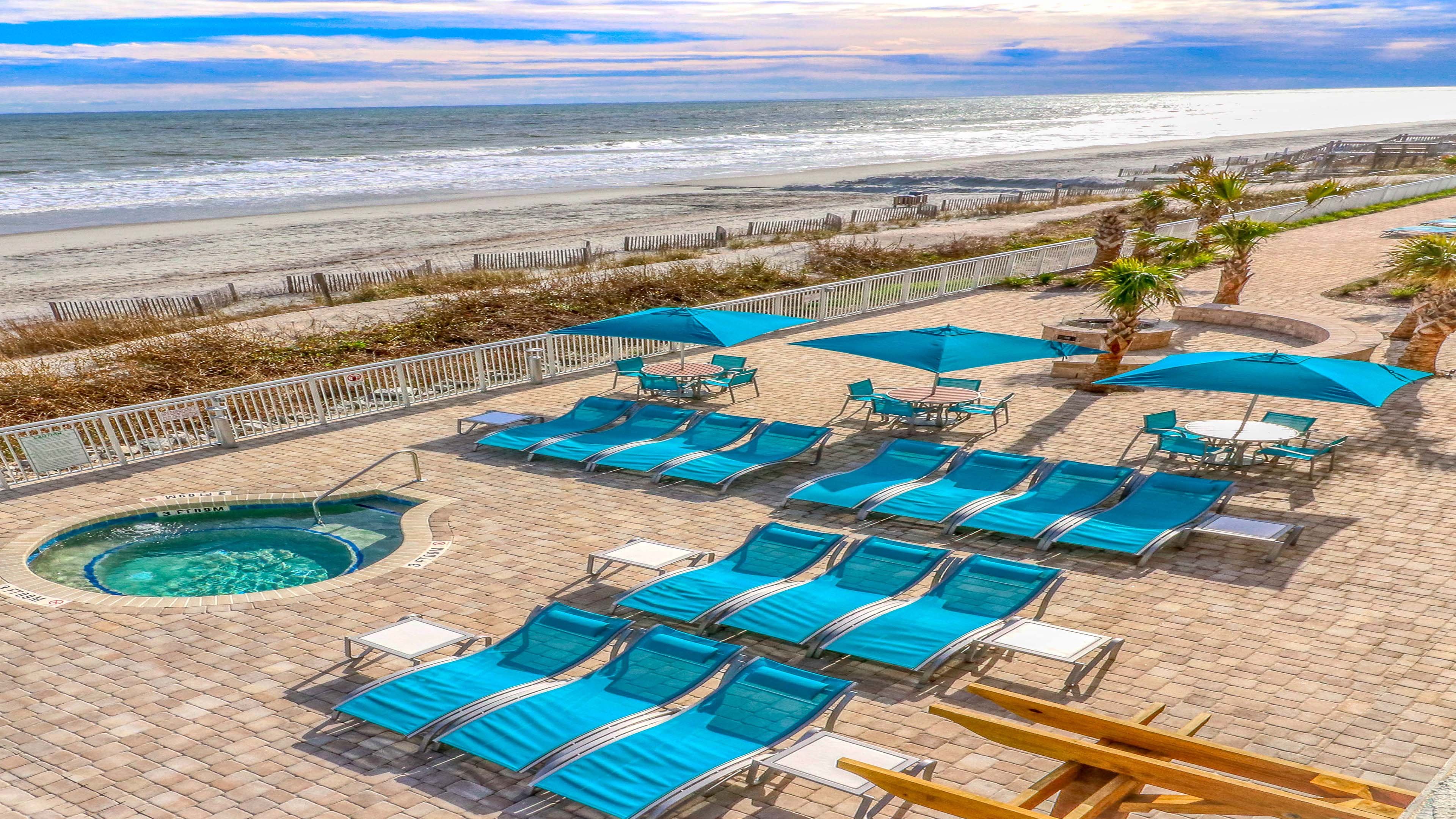 Holiday Inn Oceanfront At Surfside Beach 37/65