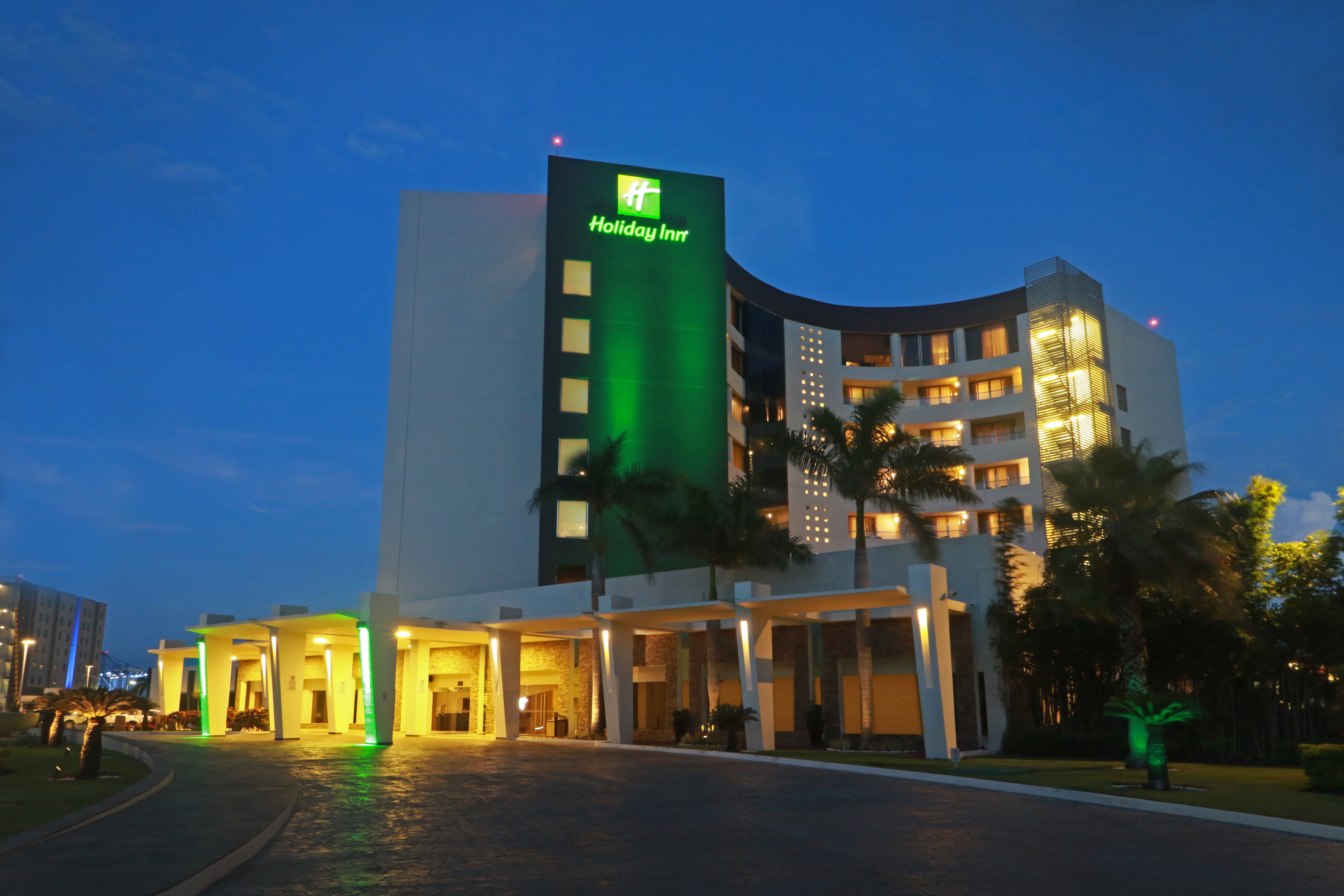 Holiday Inn Tuxpan - Convention Center 2/50