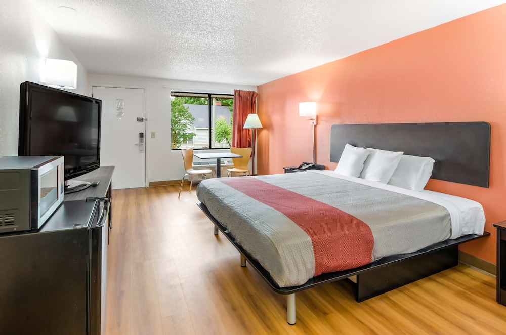 Motel6 Salem, VA 15/52