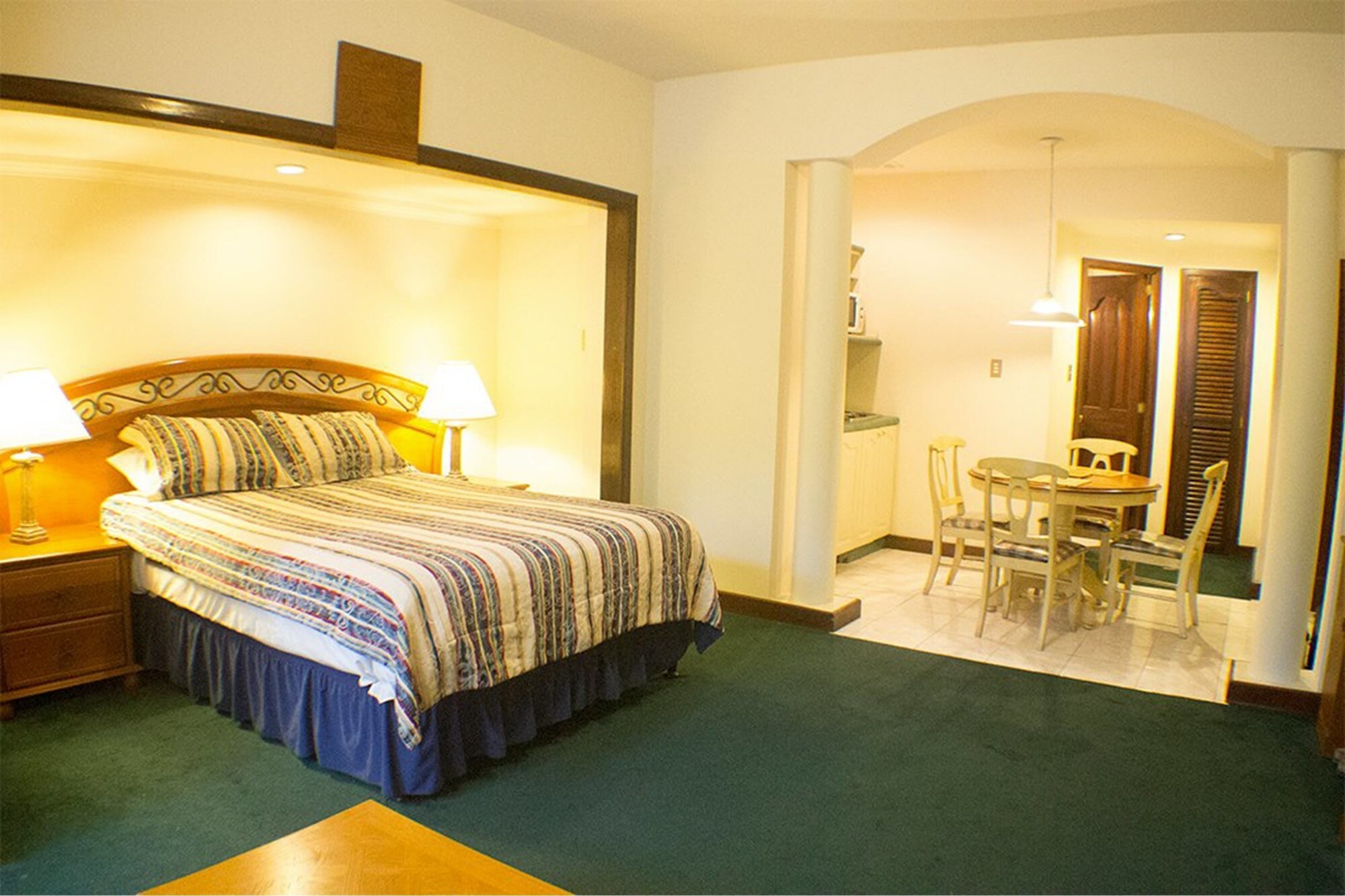 EXECUTIVE, SUITE, DOUBLE BED