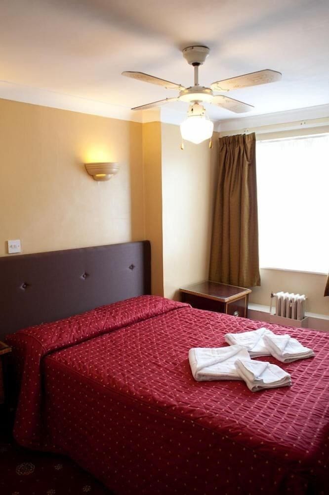 ROSE COURT HOTEL 11/49