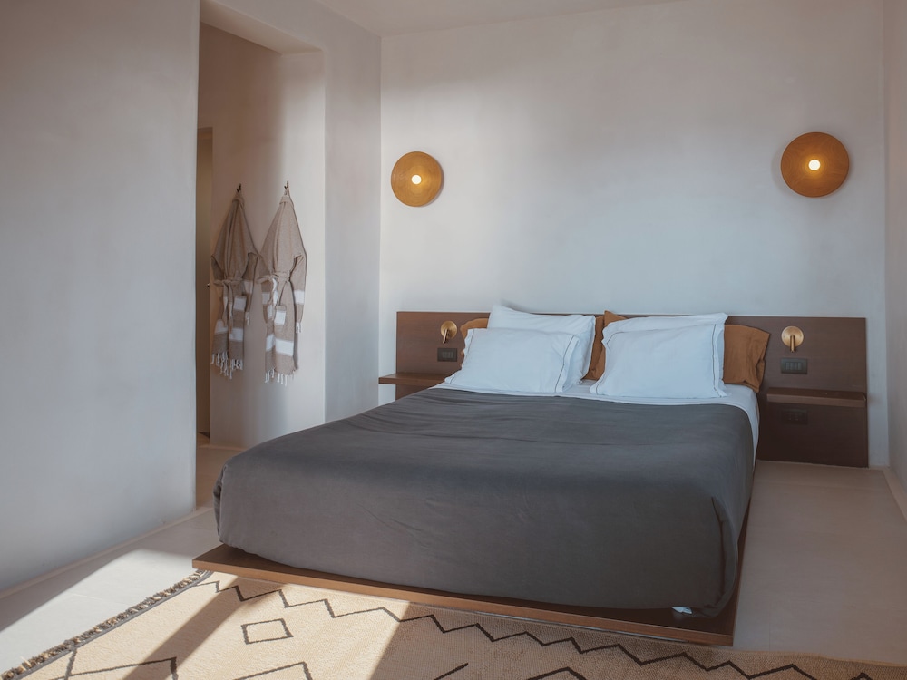 SUITE, SEA VIEW