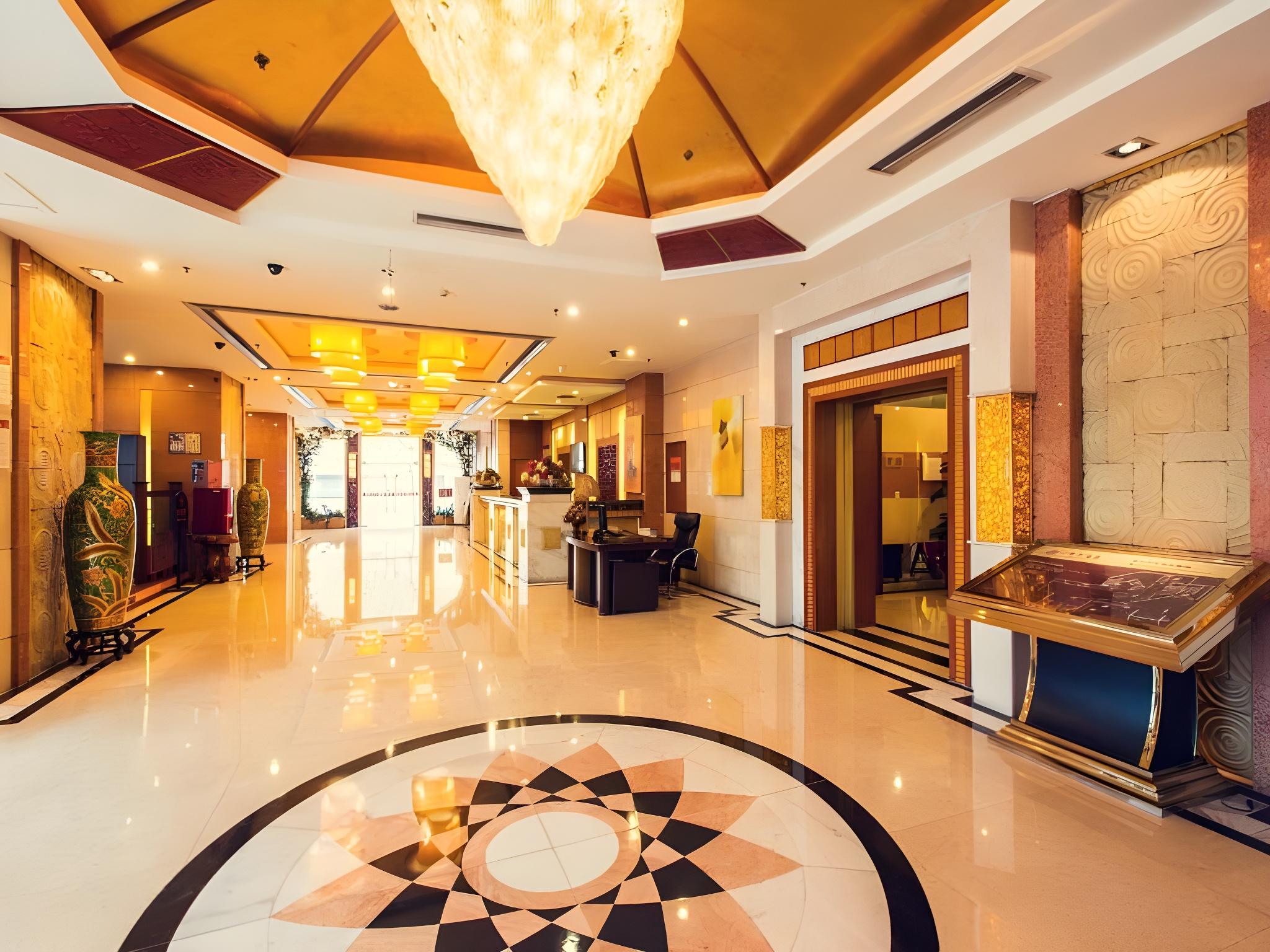 Babao Hotel 11/39