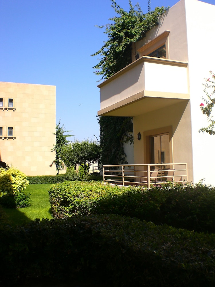 The Ixian Grand and All Suites Adults Only Hotel 6/67
