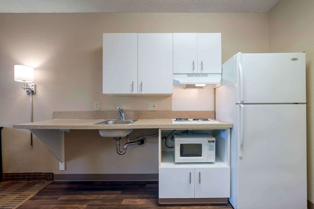 Extended Stay America Orange County - Lake Forest 43/44