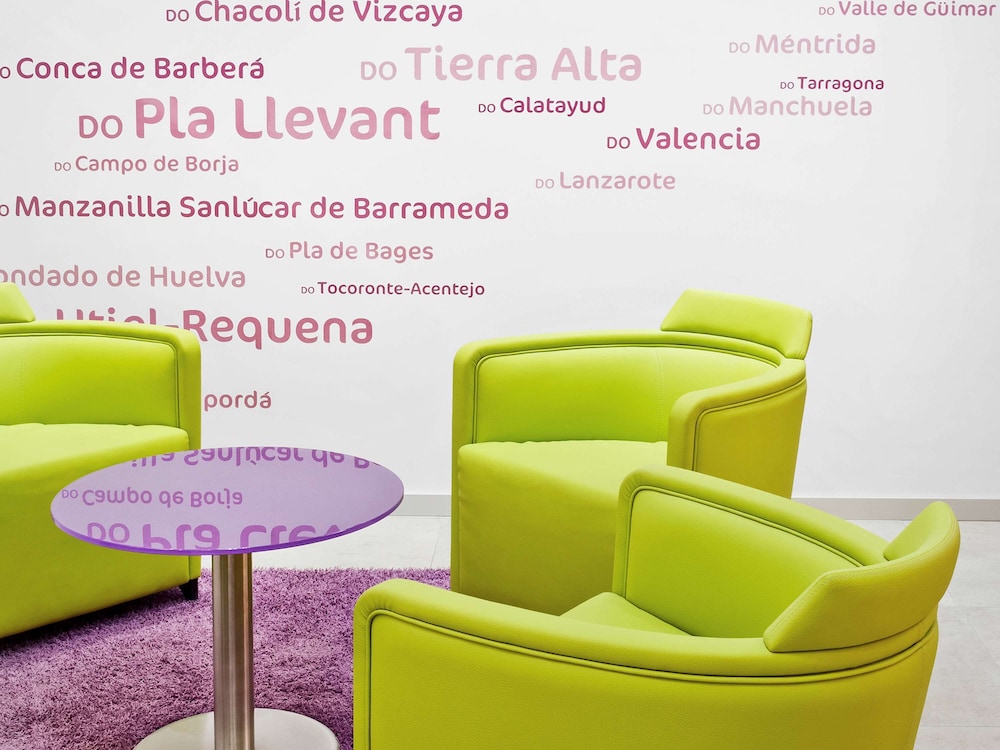 Ibis Styles Madrid Prado 27/50