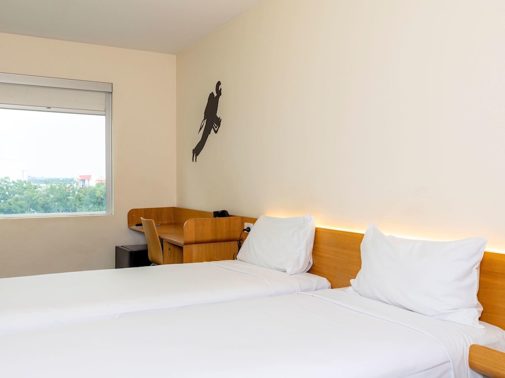 Ibis Budget Sydney Airport 20/64