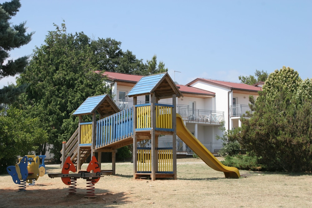 Ai Pini Medulin Resort 32/63
