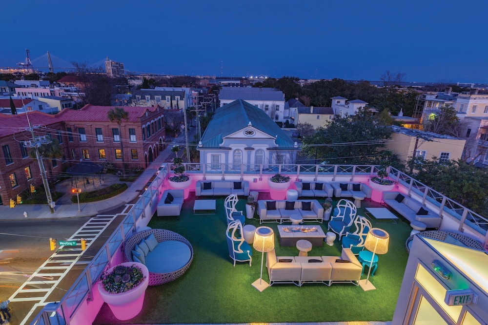 Grand Bohemian Hotel Charleston Autograph Collection 54/56