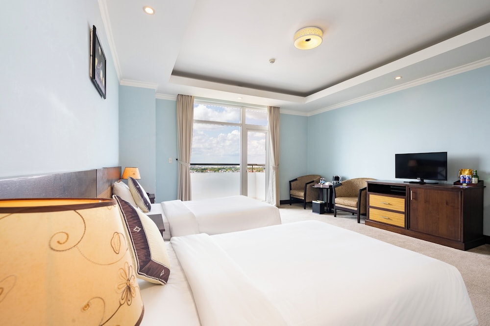 DELUXE, TWIN BEDS