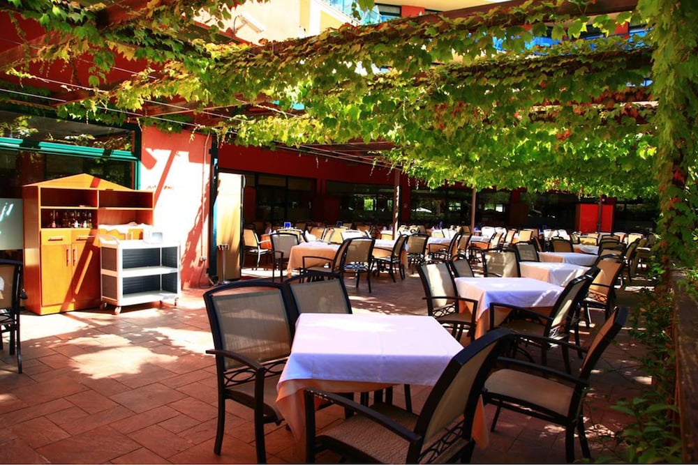 Ohtels Vila Romana 55/66