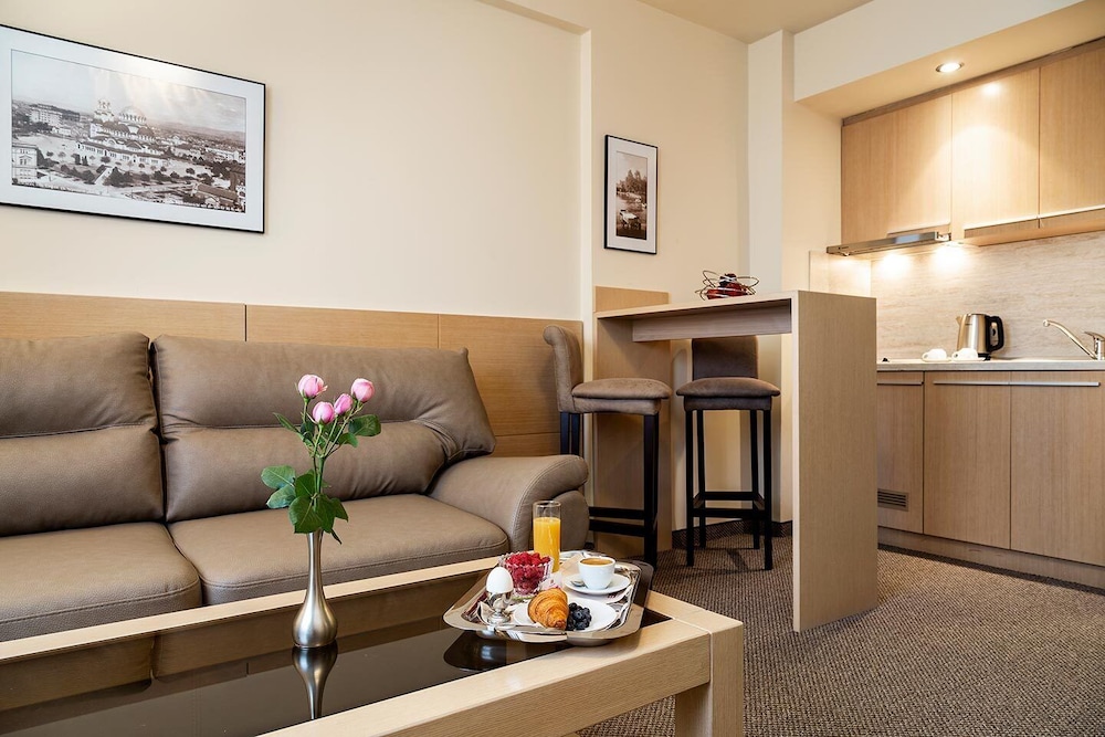 Hotel Sofia Palace By Hmg 26/46