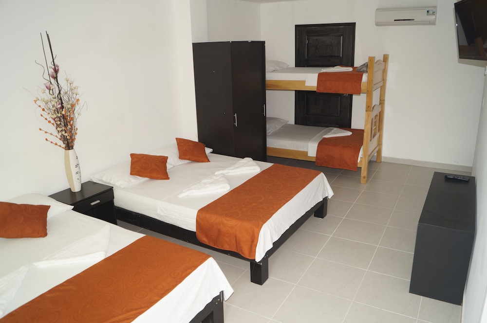 Family, Studio, 1 Double and 2 Bunk Beds