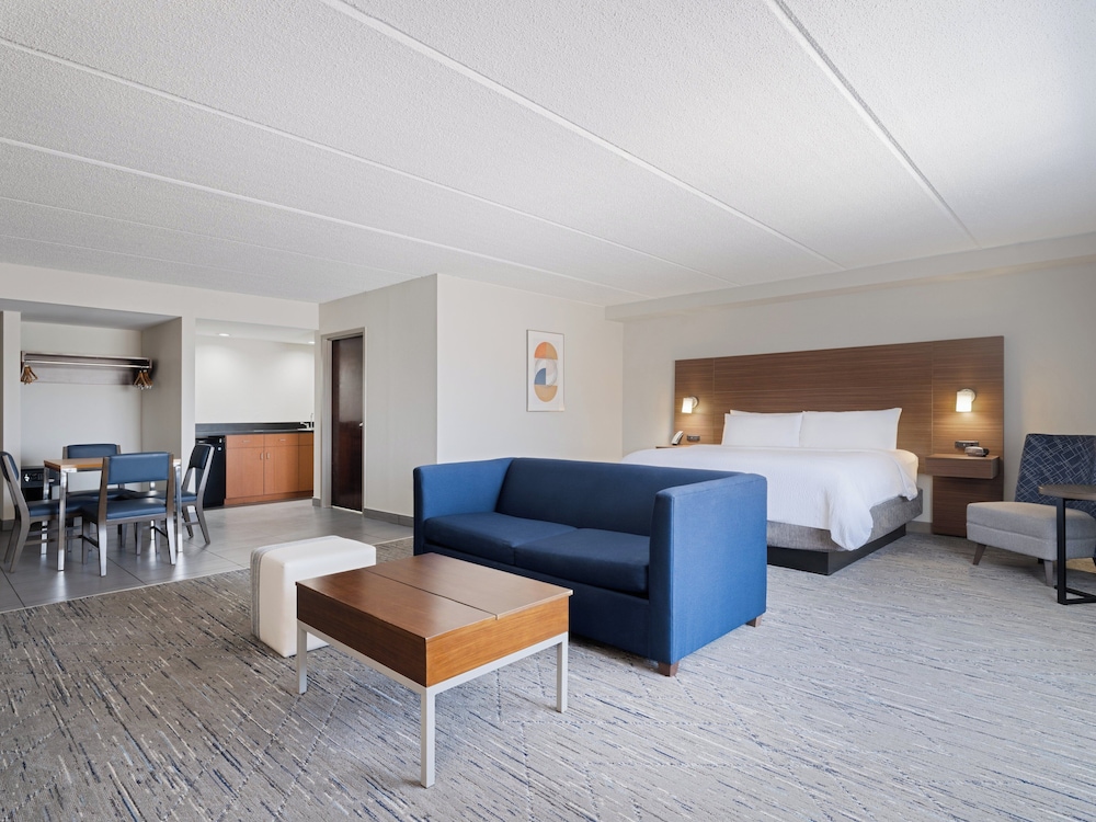 Holiday Inn Express Suites Augusta West Ft Gordon Area 51/69