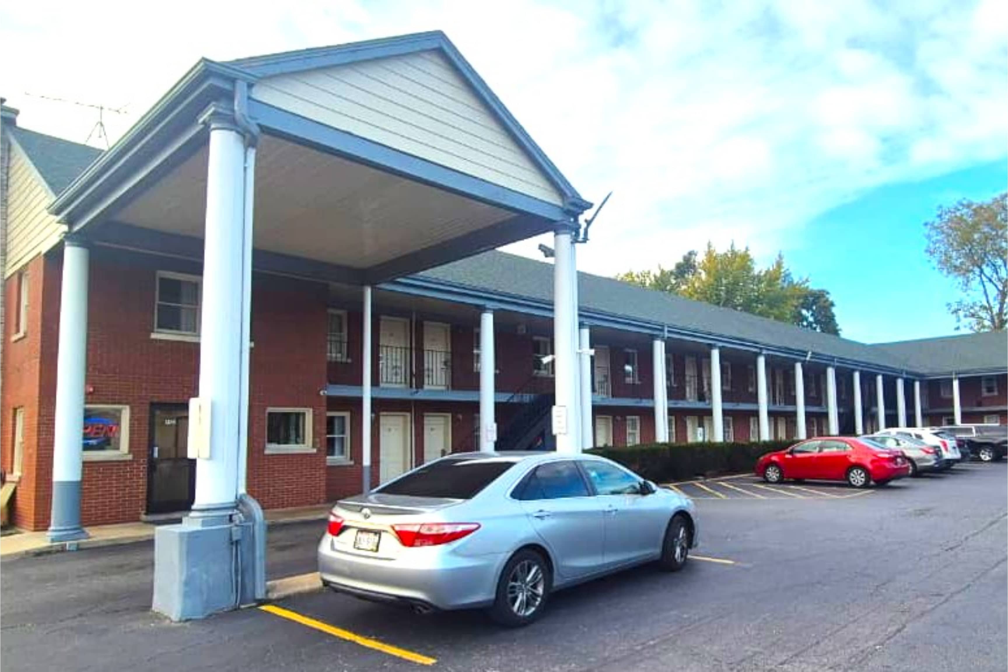 Elite Inn & Suites South Holland Chicago 36/48