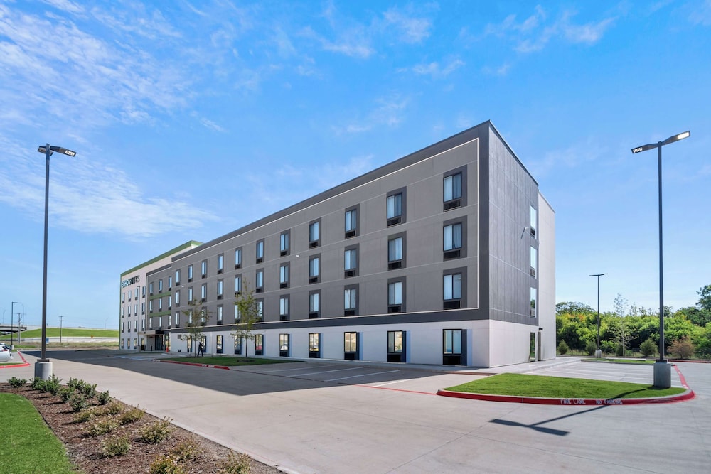 ECHO Suites Extended Stay by Wyndham Dallas Plano/Frisco 7/21