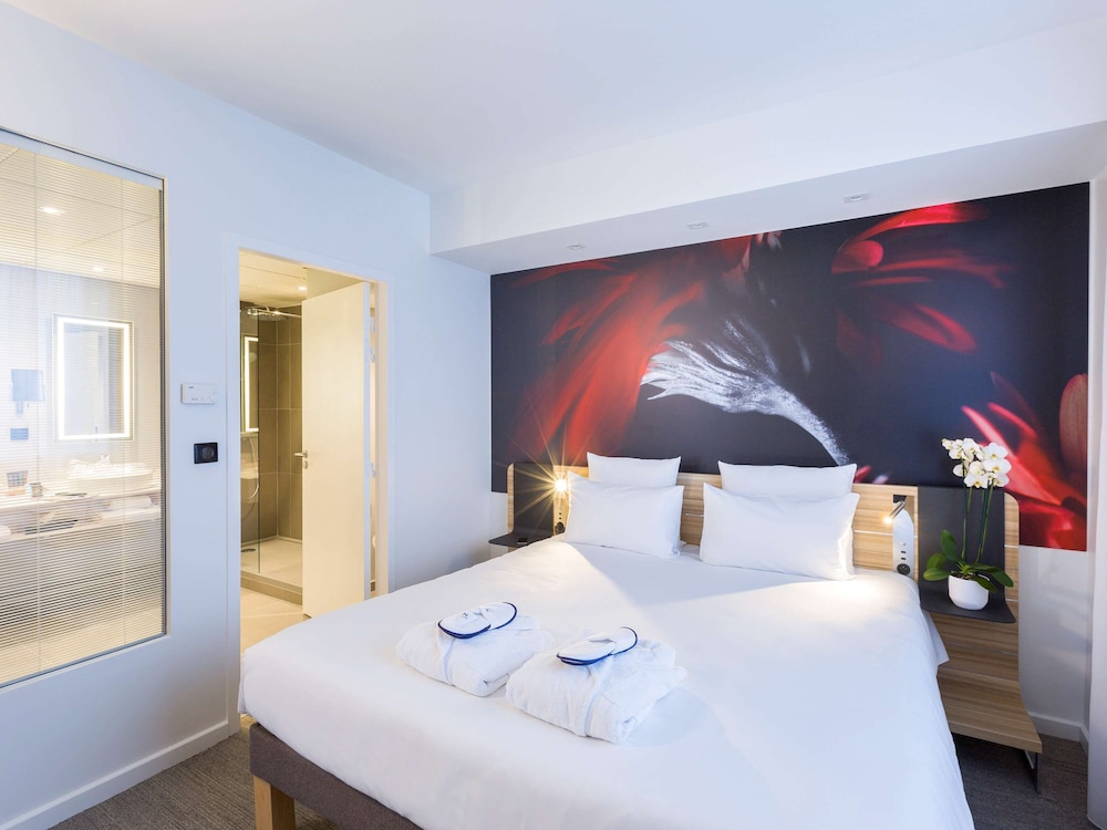 Suite, King Bed
