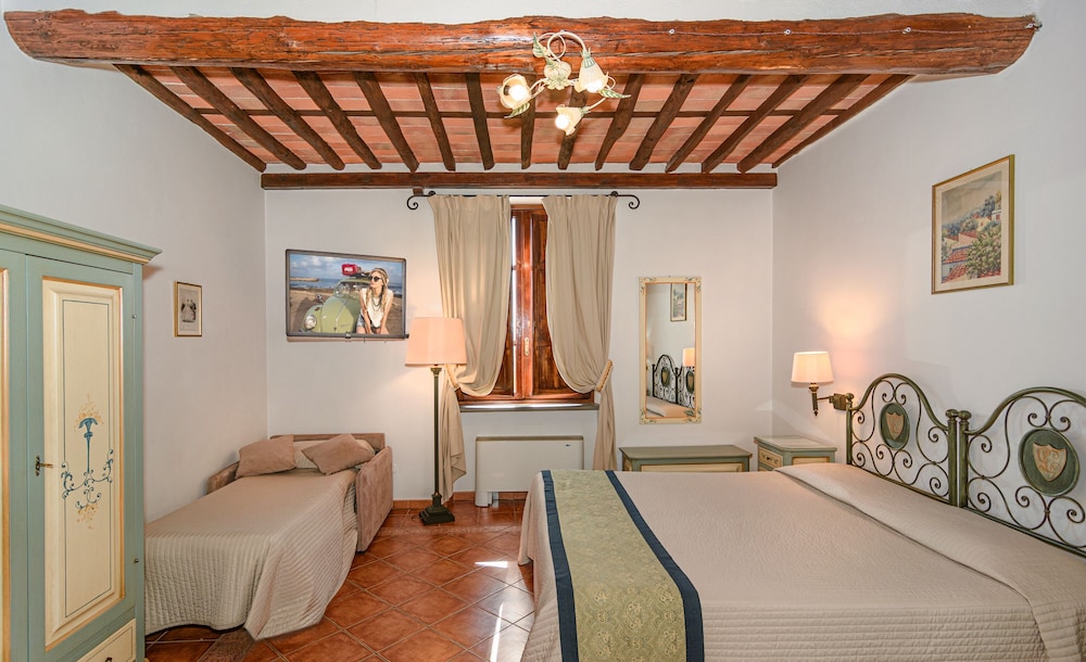 Villa Cheli Hotel 43/75