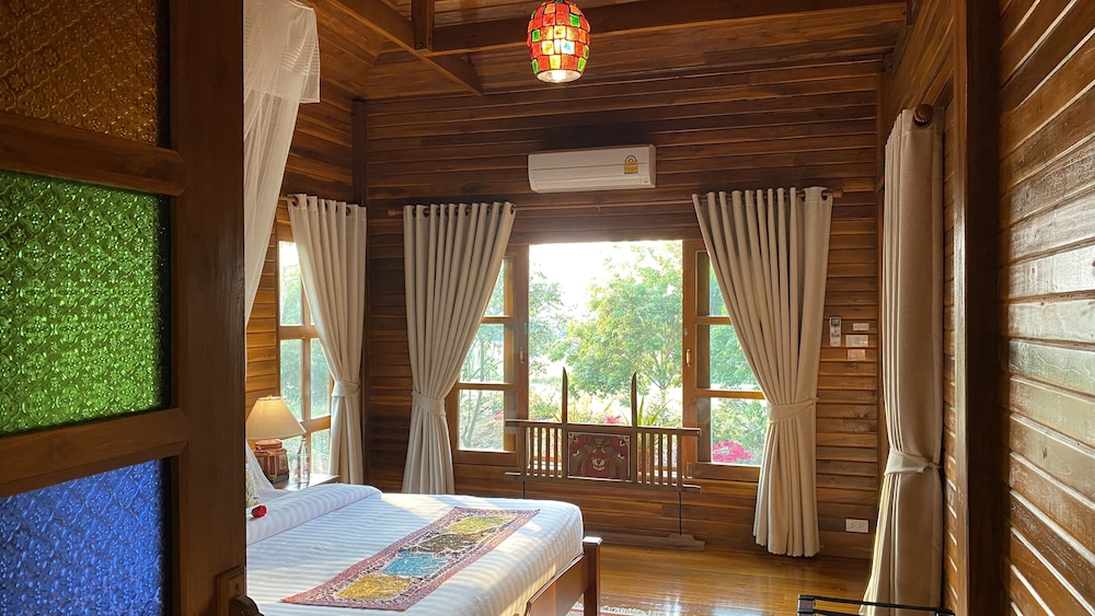 Nan Seasons Boutique Resort 33/81