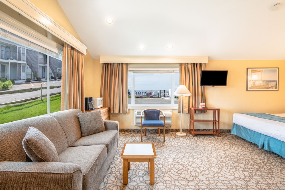 Green Harbor Resort 32/50