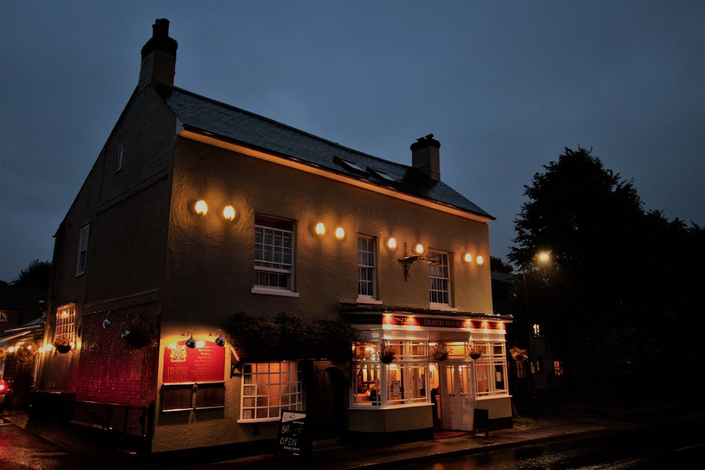 Drapers Hotel 1/50
