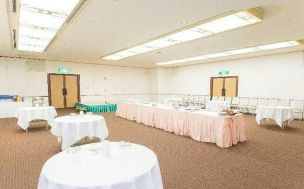 Ip City Hotel Osaka (ex. Hearton Minami Senba) 52/53