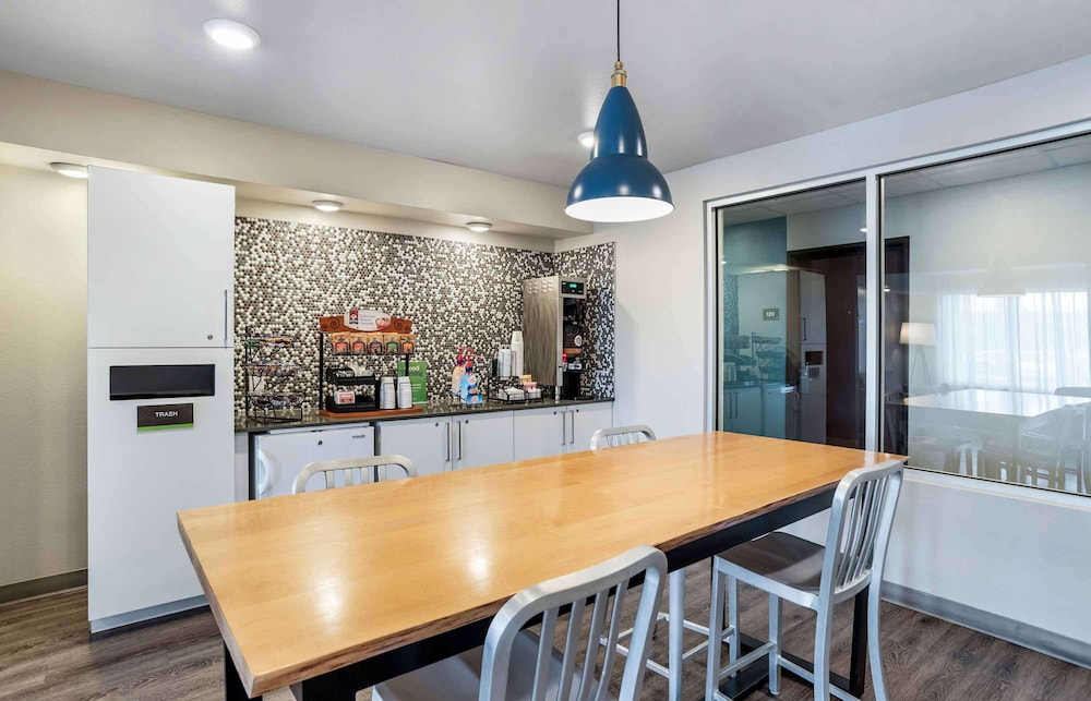 WoodSpring Suites New Orleans Airport 10/46