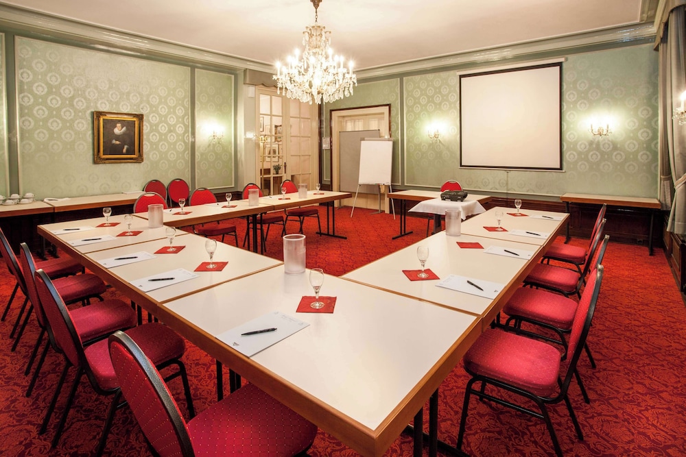Centro National Frankfurt, Trademark Collection by Wyndham 23/34