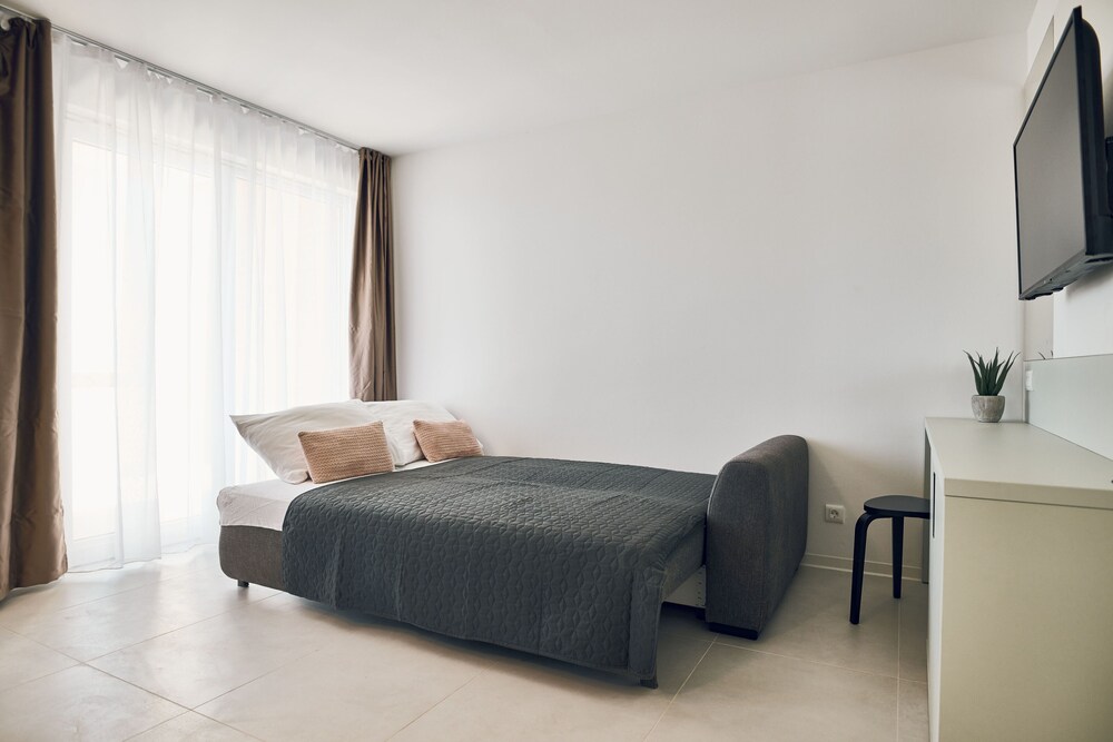 Malinska Green Apartments 14/65