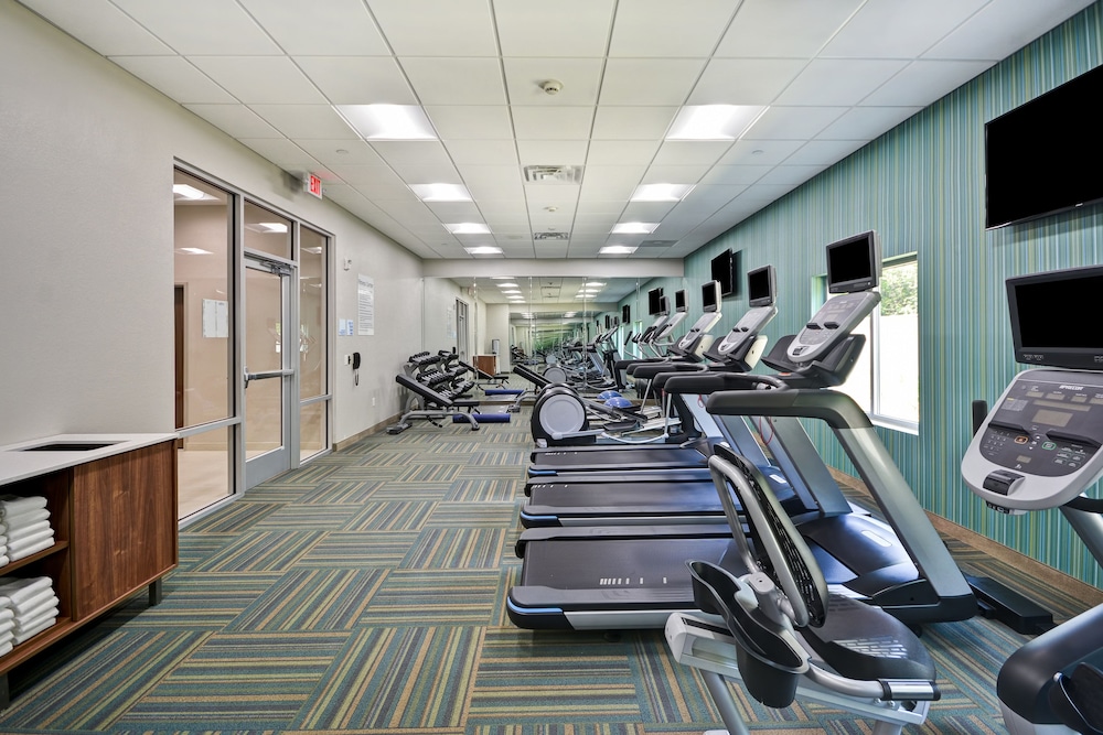 Holiday Inn Express & Suites Houston NASA - Boardwalk Area 36/57