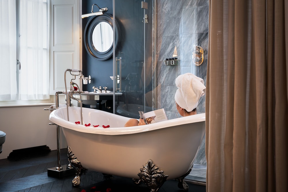 Corte Calzaiuoli Elegant Suites 48/50