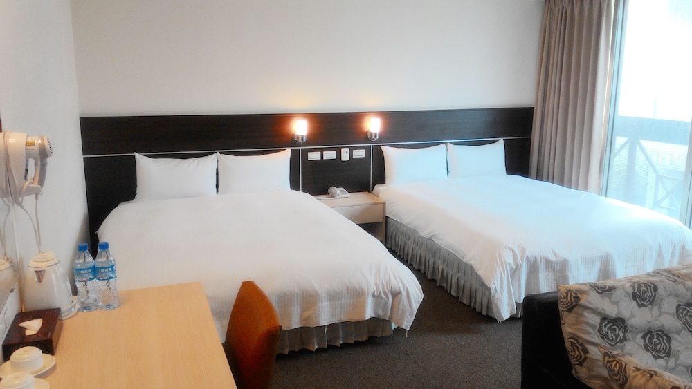 Ful Won Hotel 32/66