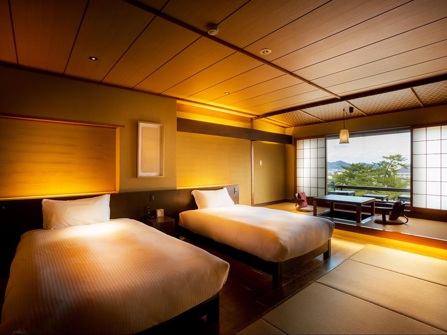 Standard, Twin Beds