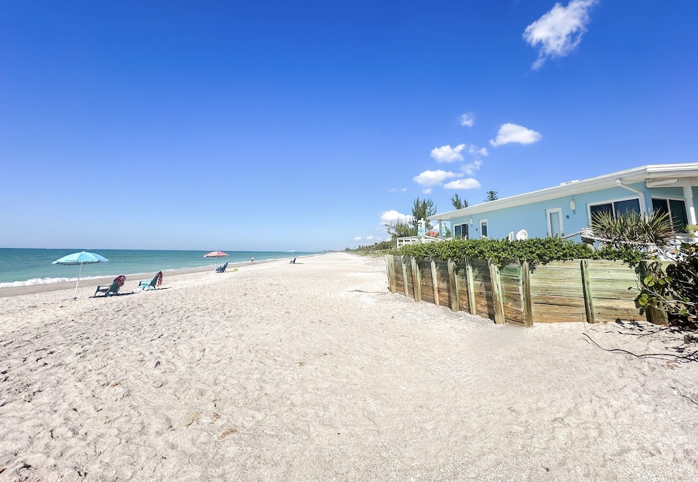 Pearl Beach Inn 30/54