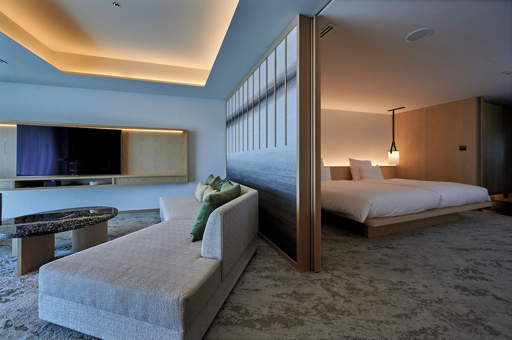 SPA, SUITE, PET FRIENDLY