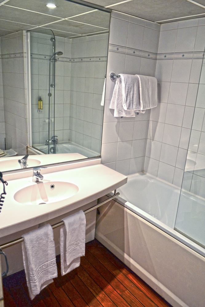 Art Hotel Paris Est 5/27