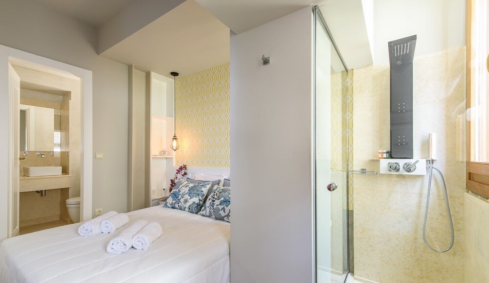 Candia Suites And Rooms 49/49