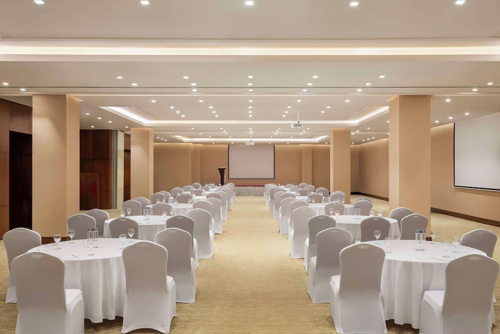 Radisson Hotel Muscat Panorama 59/70