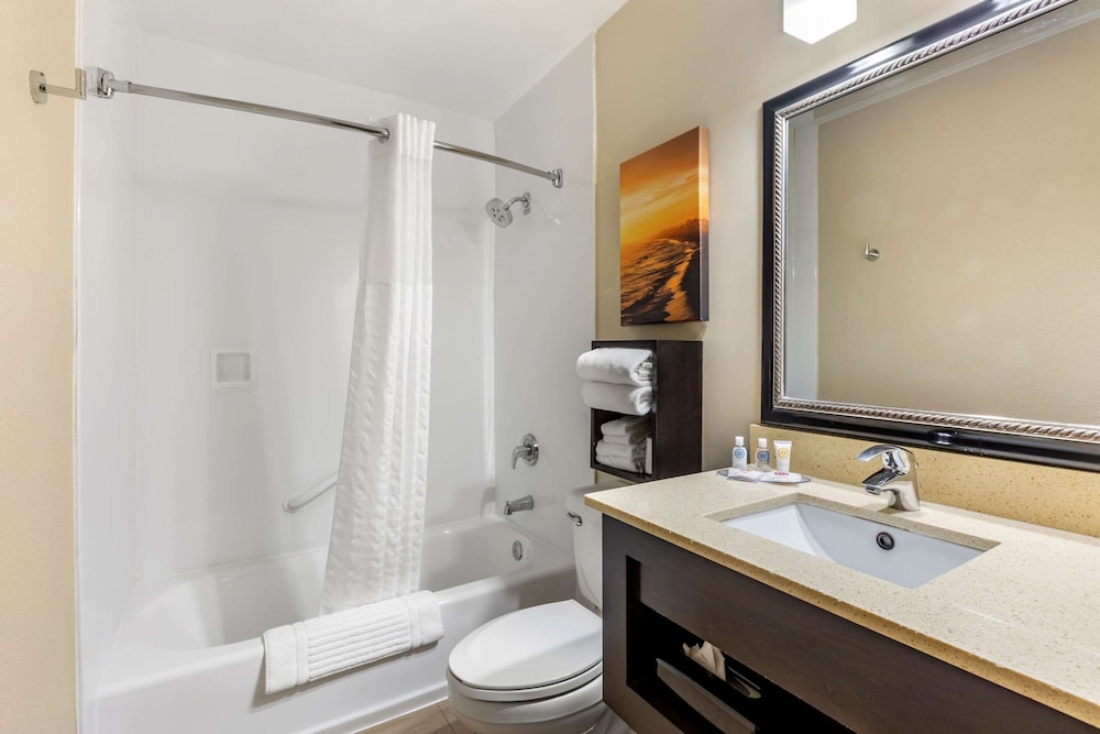 Comfort Inn San Diego Old Town 18/40