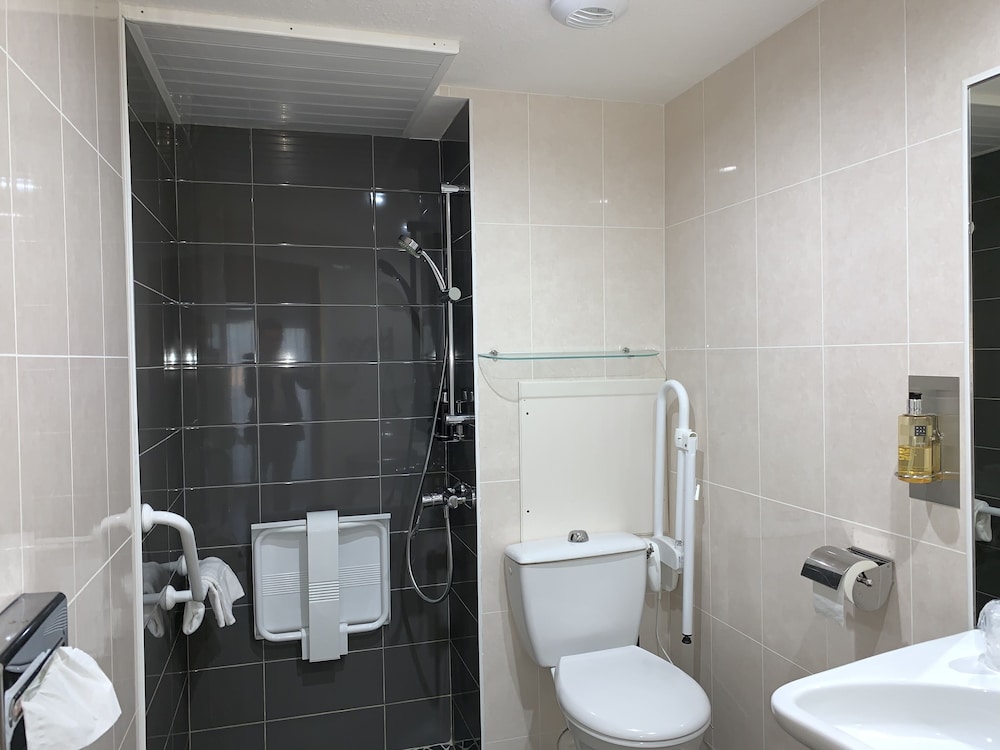 HOTEL CENTER BREST 18/48
