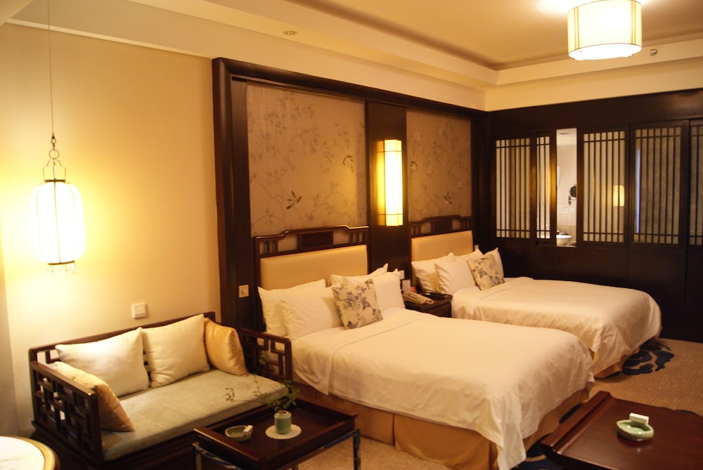Cixi Hangzhou Bay Hotel 12/37