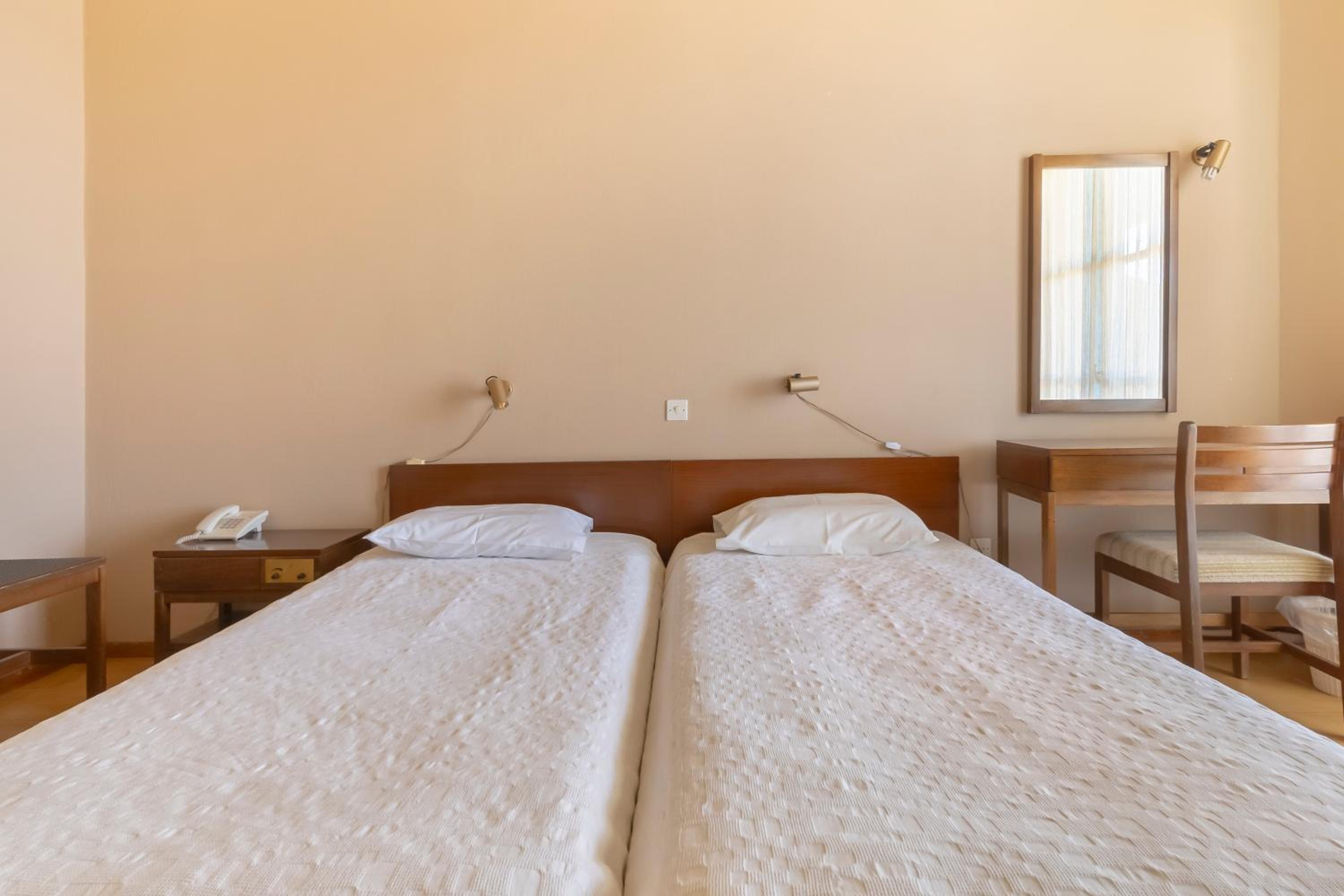 Room, Double Bed, Garden View
