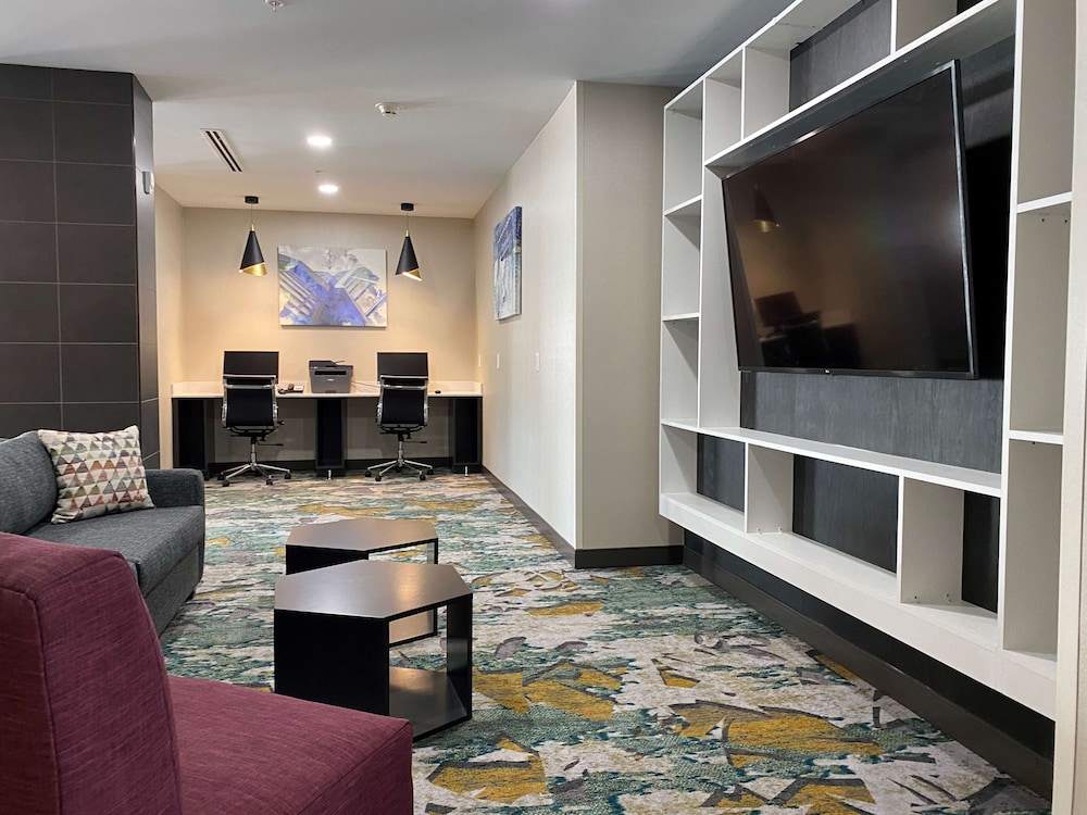Executive Residency Antioch Inn 4/43
