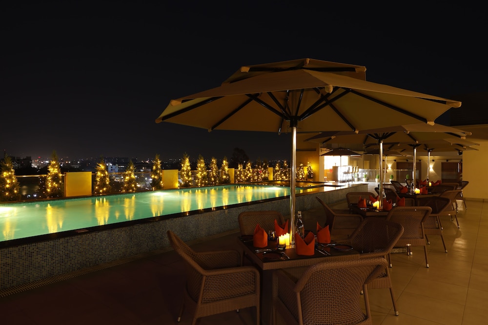 HOTEL SOFTEL PLAZA 15/50