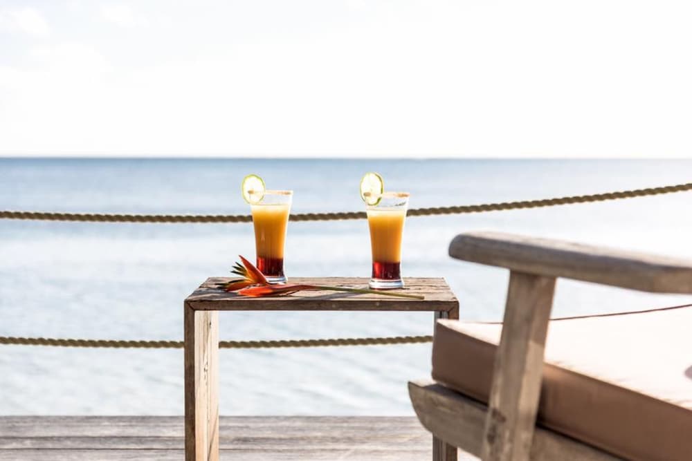 Moorea Beach Lodge 18/65
