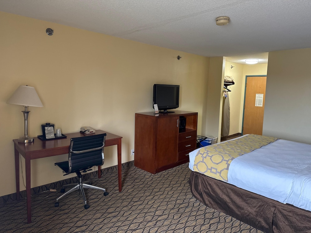 Baymont by Wyndham Mishawaka South Bend Area 42/49