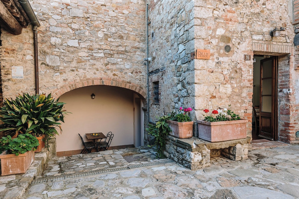 Villa Di Sotto 9/50