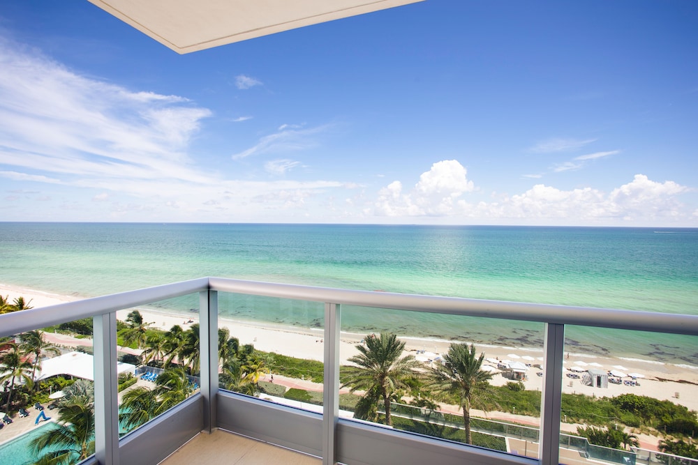 Miami Vacations Corporate Rentals - Monte Carlo 65/69